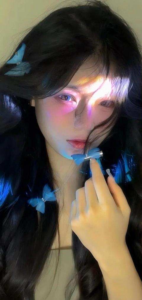 壁纸 | 好用耐看的高级感锁屏壁纸 